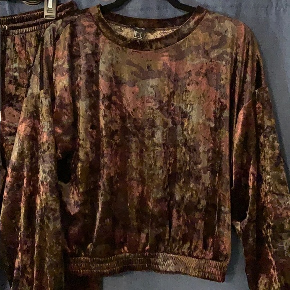 Velour camouflage two piece set - L - Picture 6 of 9